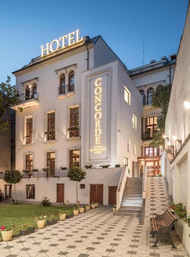 Отель Concorde Old Bucharest Hotel Бухарест-3