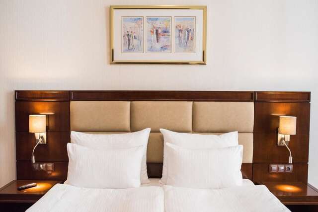 Отель Concorde Old Bucharest Hotel Бухарест-15