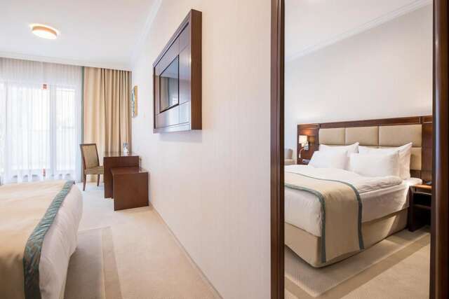 Отель Concorde Old Bucharest Hotel Бухарест-4