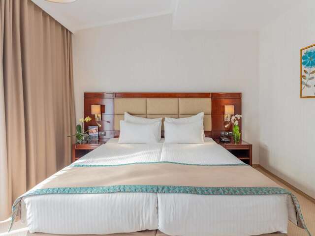 Отель Concorde Old Bucharest Hotel Бухарест-25