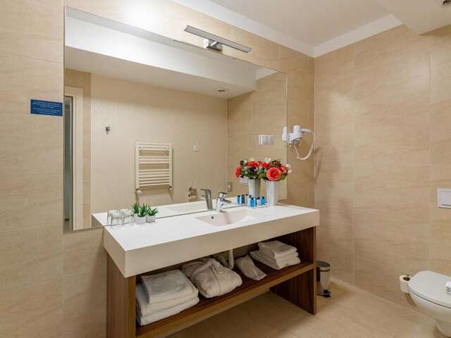 Отель Concorde Old Bucharest Hotel Бухарест-27