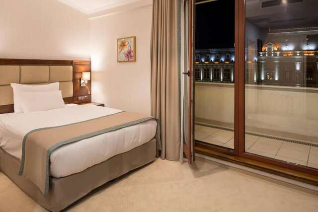 Отель Concorde Old Bucharest Hotel Бухарест-50
