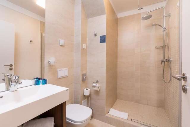 Отель Concorde Old Bucharest Hotel Бухарест-52