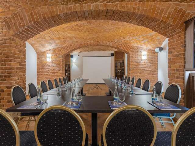 Отель Concorde Old Bucharest Hotel Бухарест-9